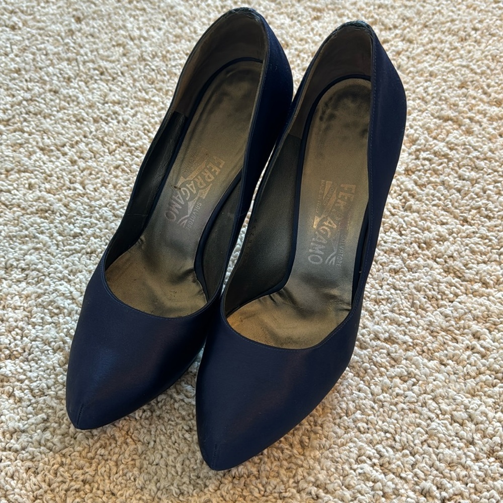Authentic Salvatore Ferragamo Blue Satin Heels Shoes - Size 8